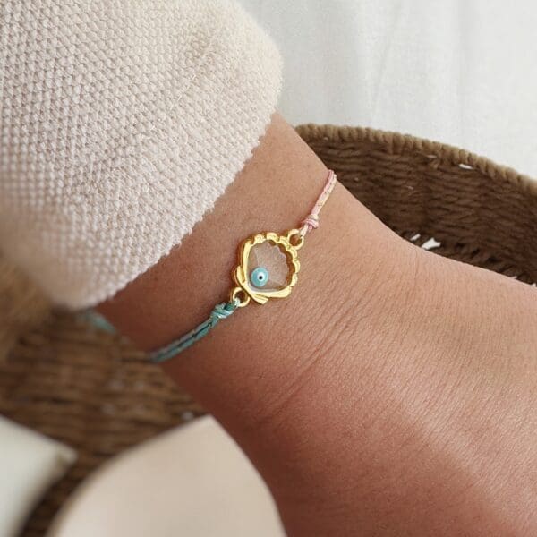 Beachy Shell Bracelet